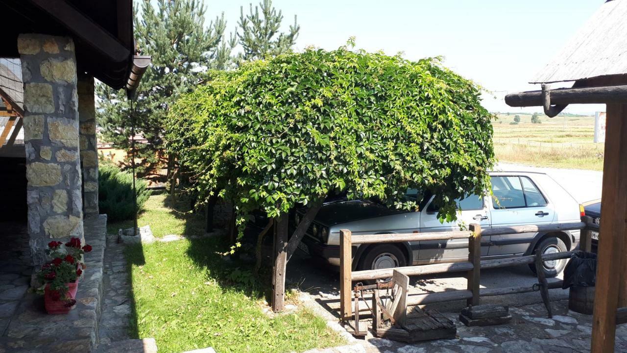 Bed and Breakfast Konoba Ognjiste Sokolac  Esterno foto