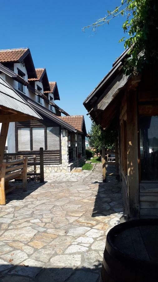 Bed and Breakfast Konoba Ognjiste Sokolac  Esterno foto